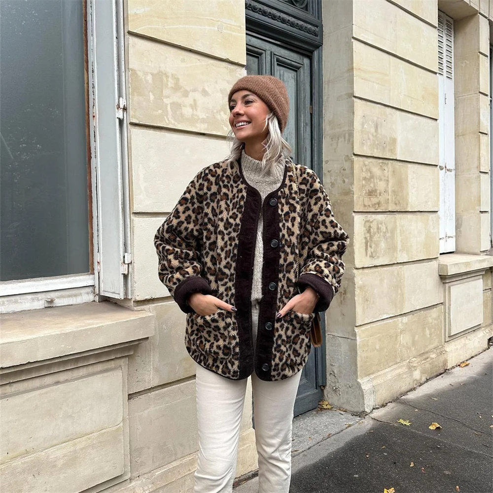 Brunhilde | Modische Leopard Print Jacke für Damen